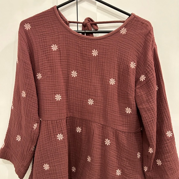 Madewell embroidered lightspun open back peplum top, xs - Picture 3 of 4